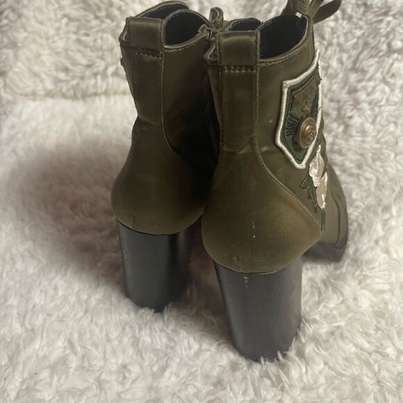 Steve Madden Laurie Fabric Satin olive green lace up heels boots.SZ 10M - Picture 5 of 11